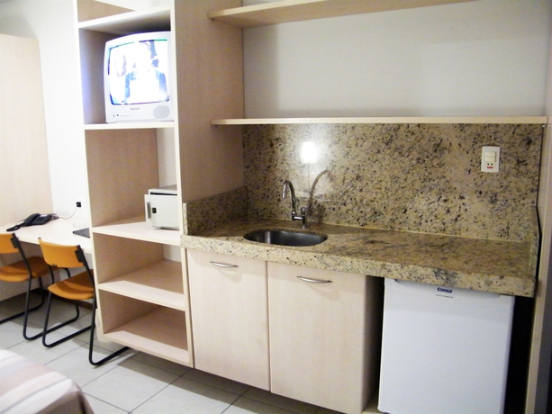 Imagen de la habitación del Hotel Littoral Express. Foto 6