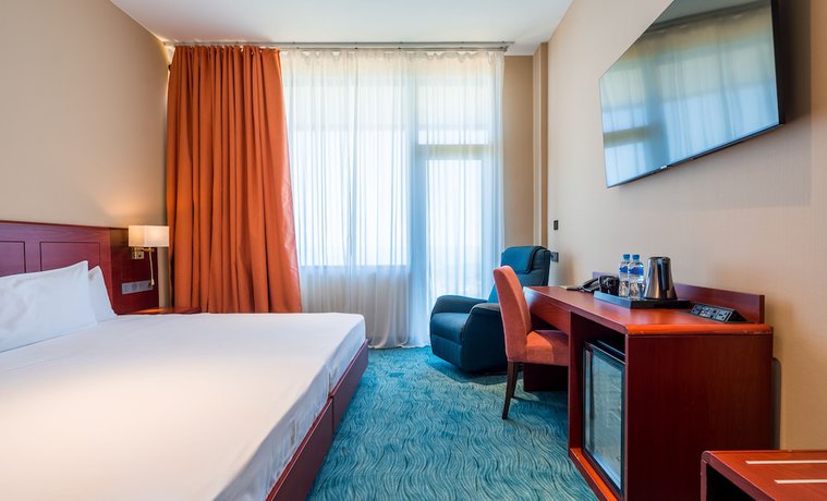 Imagen de la habitación del Hotel Litz Resort. Foto 6