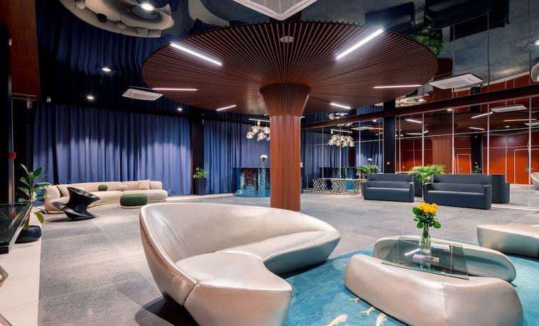 Imagen de los interiores del Hotel Litz Resort. Foto 19