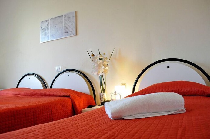 Imagen de la habitación del Hotel Li&ugrave;. Foto 6