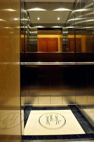 Imagen de los interiores del Hotel Li&ugrave;. Foto 16