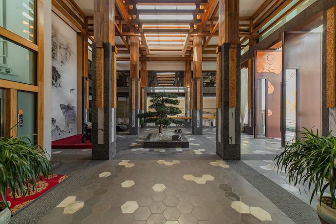 Imagen de los interiores del Hotel Liuheyunyan .dali. Foto 20
