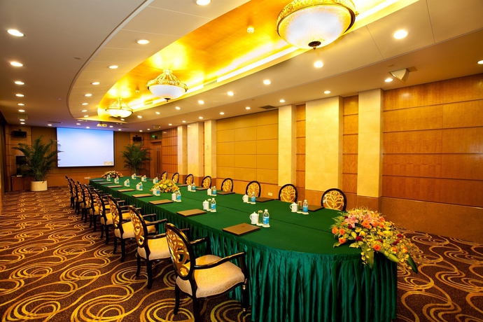 Imagen de los interiores del Hotel Liuhua. Foto 16