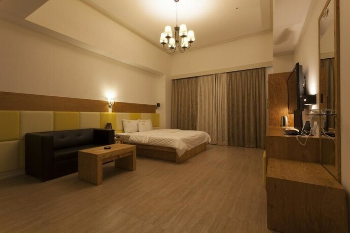 Imagen de la habitación del Hotel Liv Life. Foto 19