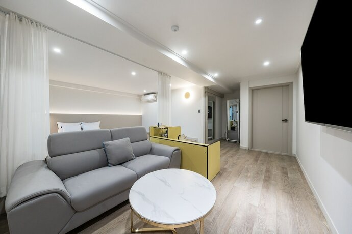 Imagen de la habitación del Hotel Liv Life. Foto 32
