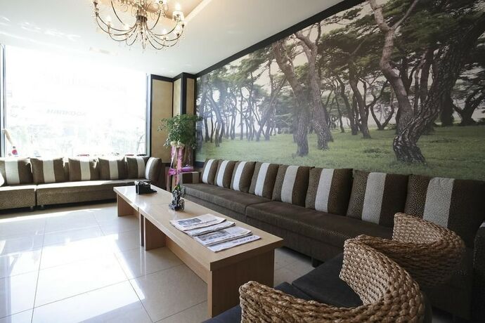 Imagen de los interiores del Hotel Liv Life. Foto 40