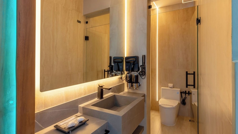 Imagen de la habitación del Hotel Liv Motel Ecuador. Foto 15