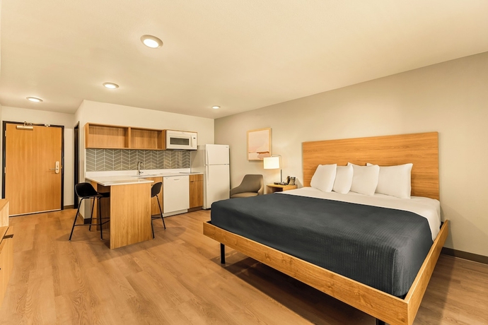 Imagen de la habitación del Hotel LivAway Suites Seattle-Renton. Foto 2