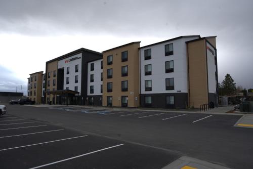 Imagen general del Hotel LivAway Suites Tri-Cities-Richland. Foto 8