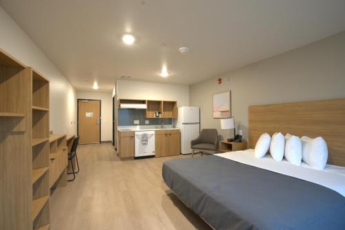 Imagen general del Hotel LivAway Suites Tri-Cities-Richland. Foto 11