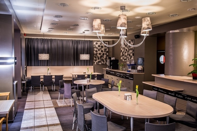 Imagen de los interiores del Hotel Liva. Foto 5