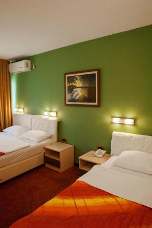 Imagen de la habitación del Hotel Livade. Foto 8