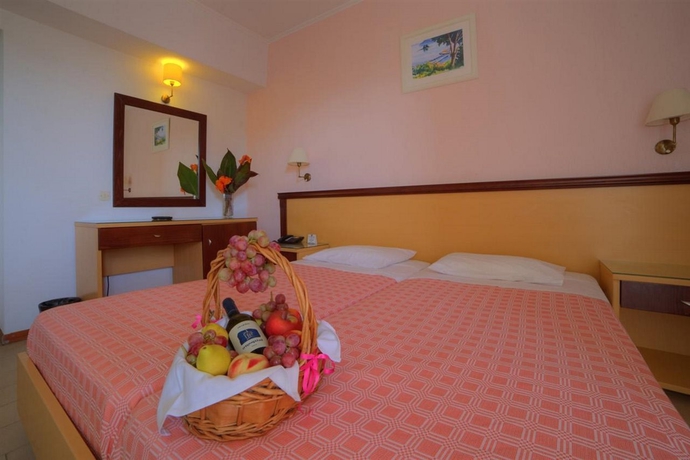 Imagen general del Hotel Livadi Nafsika. Foto 4