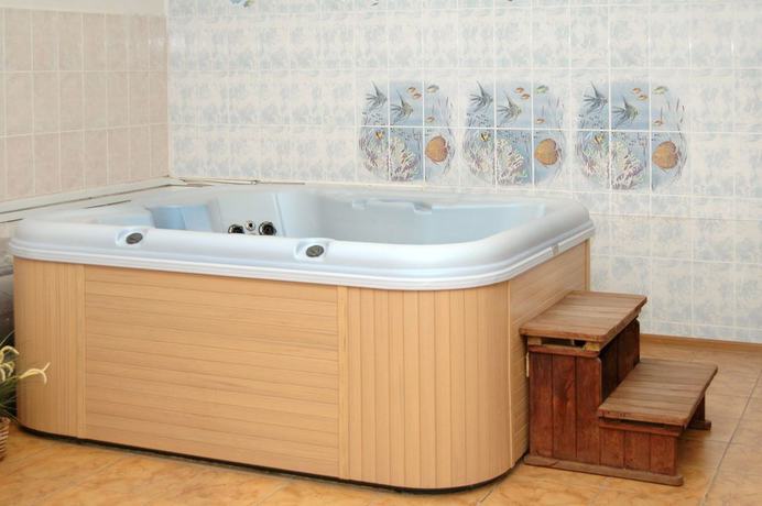 Imagen de la piscina del Hotel Livadia. Foto 19
