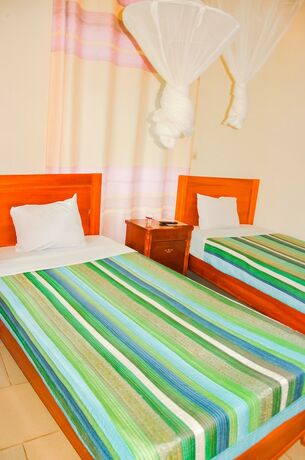 Imagen de la habitación del Hotel Livalana. Foto 18