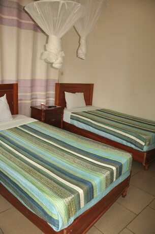 Imagen de la habitación del Hotel Livalana. Foto 19