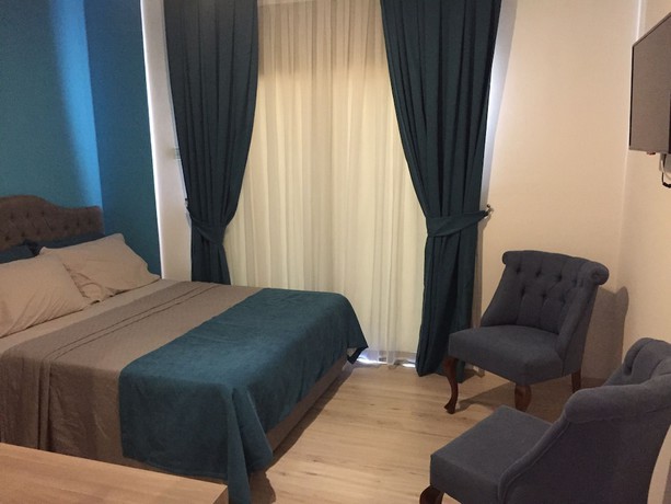 Imagen de la habitación del Hotel Livana. Foto 6