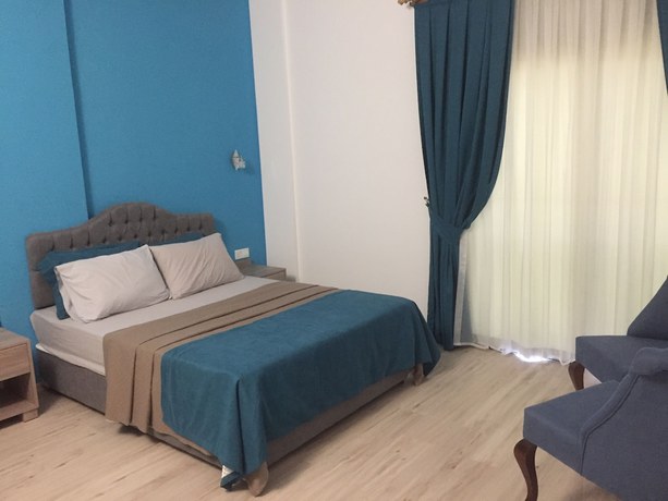 Imagen de la habitación del Hotel Livana. Foto 7
