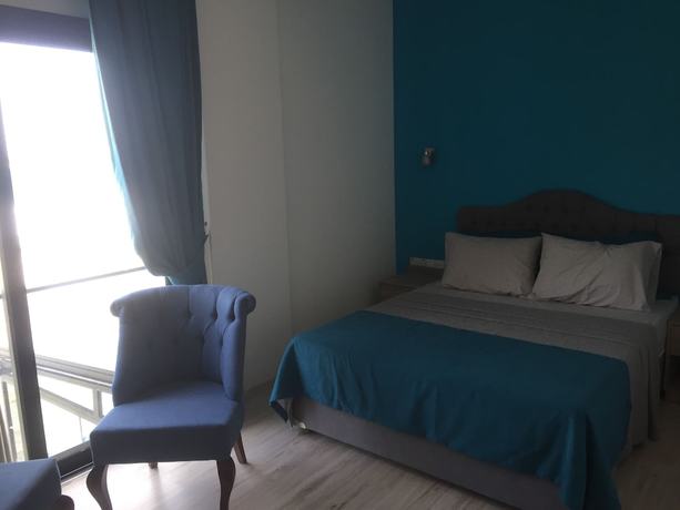 Imagen de la habitación del Hotel Livana. Foto 13
