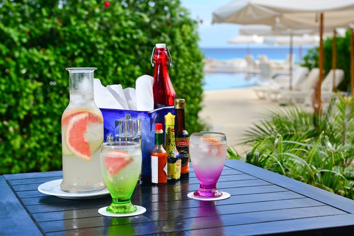 Imagen del bar/restaurante del Hotel Live Aqua Beach Resort Cancún - Adults Only - All Inclusive. Foto 7