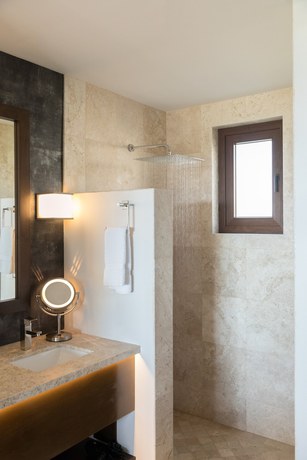 Imagen de la habitación del Hotel Live Aqua Private Residences Los Cabos. Foto 5