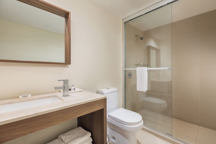 Imagen de la habitación del Hotel Live Aqua Private Residences Vallarta. Foto 13