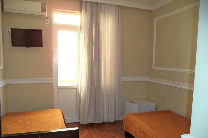 Imagen de la habitación del Hotel Live Inn Ureki. Foto 11