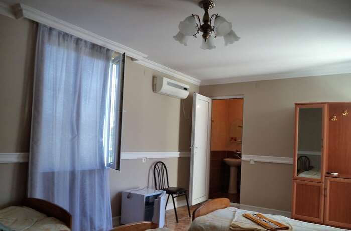 Imagen de la habitación del Hotel Live Inn Ureki. Foto 17