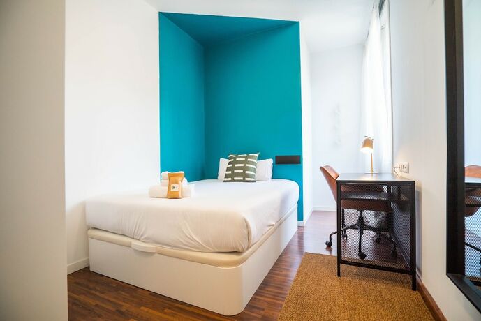 Imagen de la habitación del Hotel Live It Gran Via. Foto 17