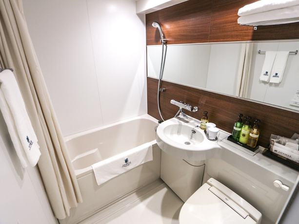 Imagen de la habitación del Hotel Live Max Tokyo Kanda Station. Foto 5