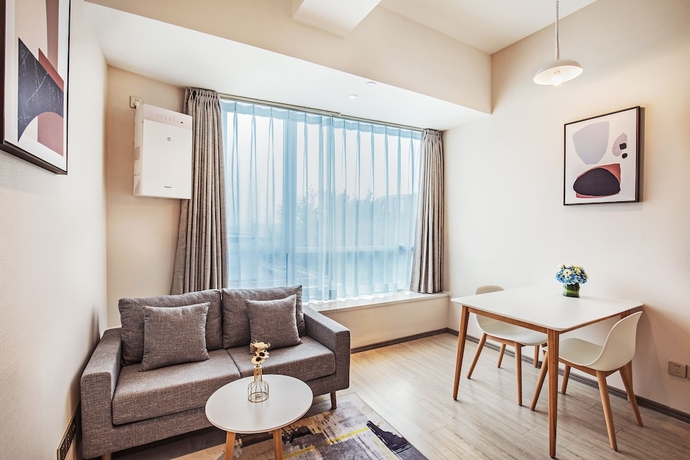 Imagen de la habitación del Hotel Livefortuna. Foto 7