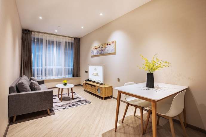 Imagen de la habitación del Hotel Livefortuna. Foto 14