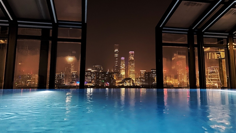 Imagen de la piscina del Hotel Livefortuna. Foto 19