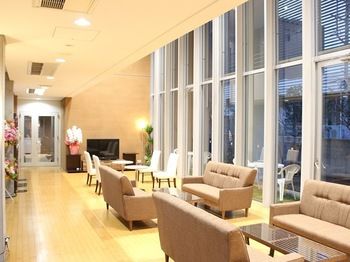 Imagen de los interiores del Hotel Livemax Chiba Mihama. Foto 6