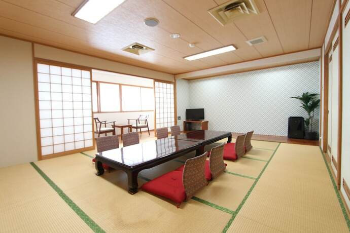 Imagen de la habitación del Hotel Livemax Chitose. Foto 19