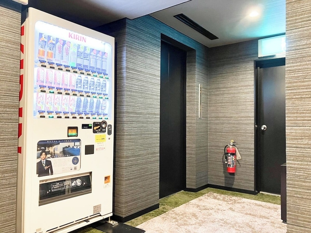 Imagen de los interiores del Hotel Livemax Chofu-ekimae. Foto 10