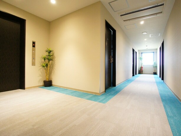 Imagen de los interiores del Hotel Livemax, Hashima Ekimae. Foto 36