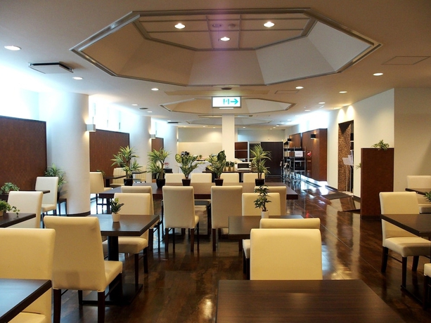 Imagen del bar/restaurante del Hotel Livemax Iyo Mishima. Foto 3