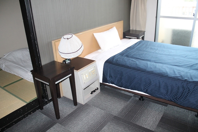 Imagen de la habitación del Hotel Livemax Namba. Foto 3