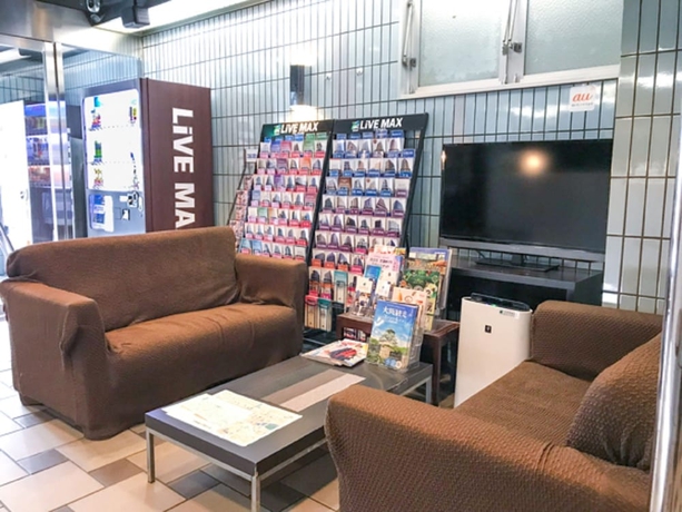 Imagen de los interiores del Hotel Livemax Namba. Foto 16
