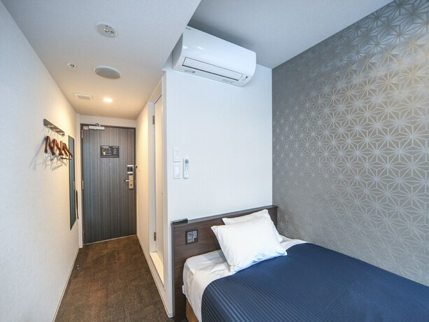 Imagen de la habitación del Hotel Livemax Nihonbashi Koamicho. Foto 15