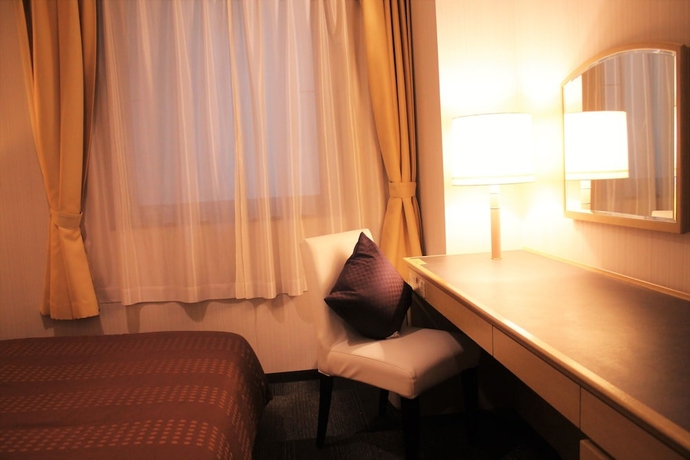 Imagen de la habitación del Hotel Livemax Otemae. Foto 10