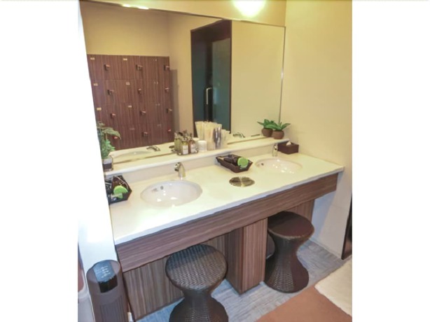 Imagen de los interiores del Hotel Livemax Premium Hiroshima. Foto 11