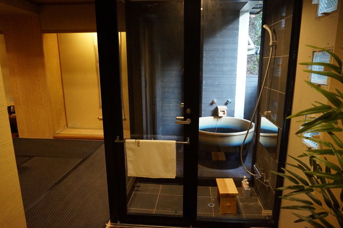 Imagen del bar/restaurante del Hotel Livemax Resort Amagi-yugashima. Foto 2