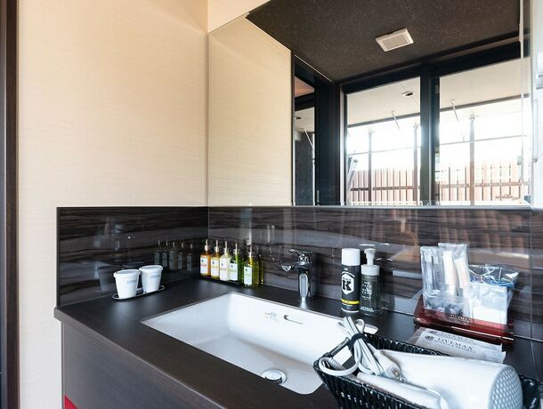 Imagen de la habitación del Hotel Livemax Resort Atami Ocean. Foto 19