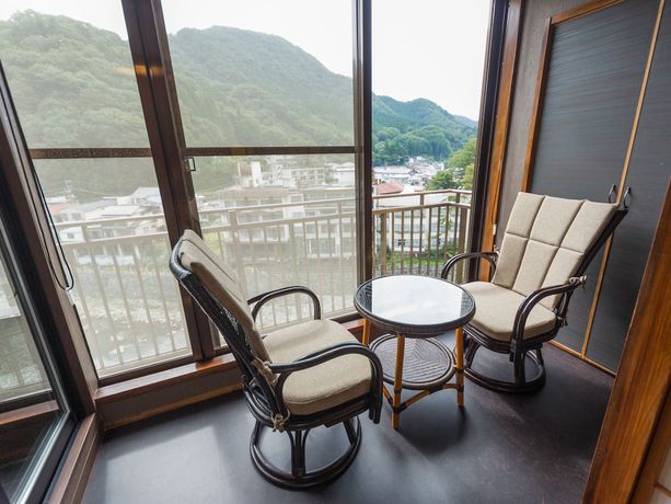 Imagen de los interiores del Hotel Livemax Resort Kawaji. Foto 17