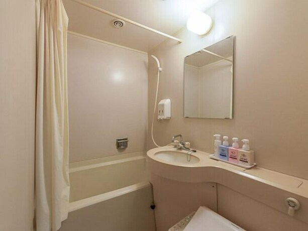 Imagen de la habitación del Hotel Livemax Resort Kofu. Foto 16