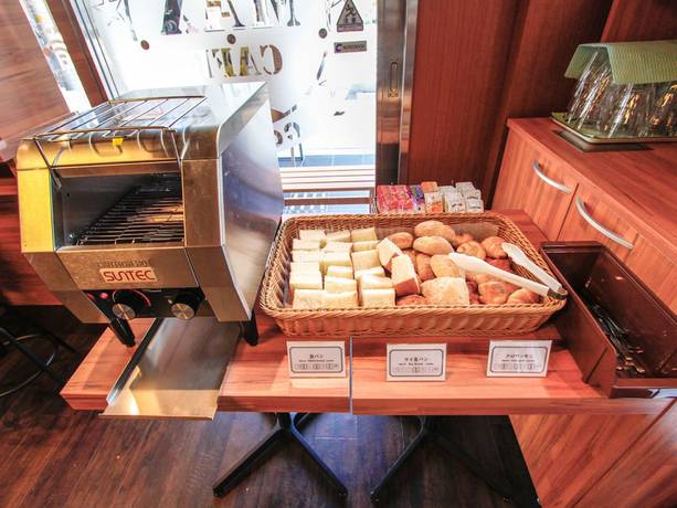 Imagen del bar/restaurante del Hotel Livemax Shinsaibashi East. Foto 7