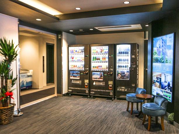 Imagen de los interiores del Hotel Livemax Tokyo Ayase Ekimae. Foto 18