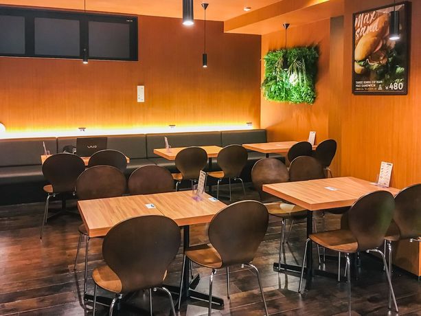 Imagen del bar/restaurante del Hotel Livemax Tokyo Ayase Ekimae. Foto 3